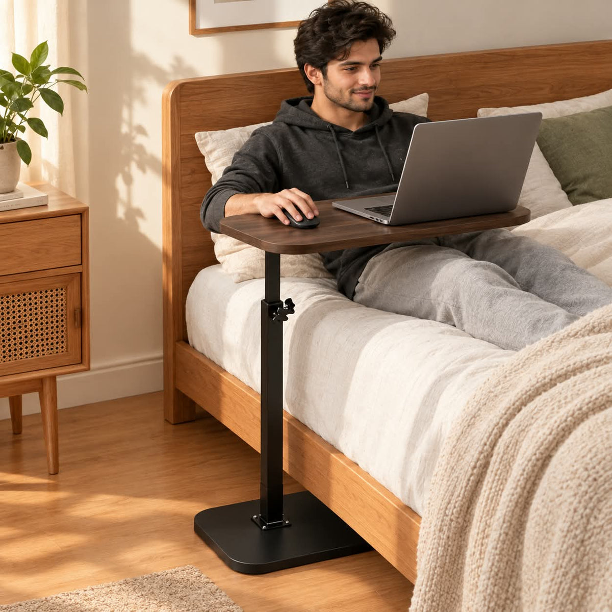 Adjustable C-Shape Laptop Table